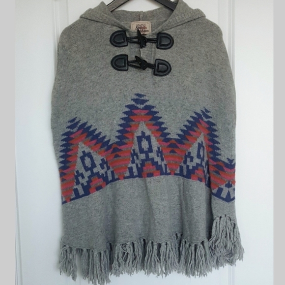 Arabella & Addison🛍 - Picture 1 of 9